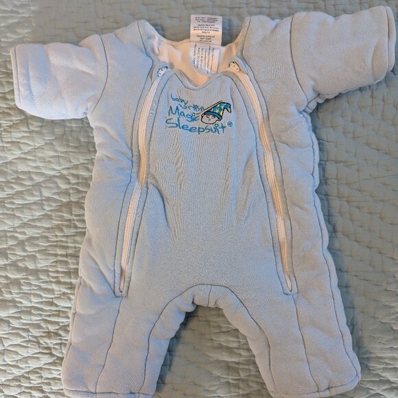Baby Merlin's magic sleepsuit - Picture 1 of 1